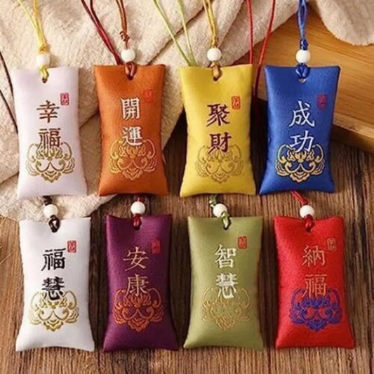 Enchanted Salt Charm Pouch – Protection, Wealth & Harmony